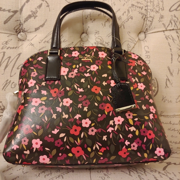 kate spade Handbags - Kate Spade Leather Satchel